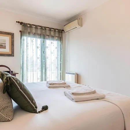 Fancy W/metro At Doorstep By Lovelystay Lissabon