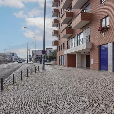 Fancy W/metro At Doorstep By Lovelystay Apartamento Lisboa