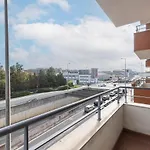 Fancy W/metro At Doorstep By Lovelystay شقة Lisboa
